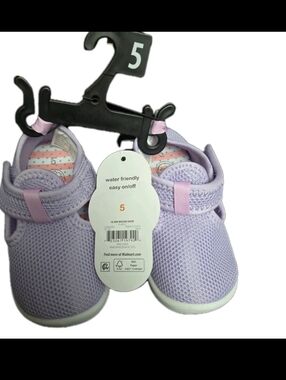 Wonder Nation Baby Girl Mesh Water Shoes, Size 5, Brand New!